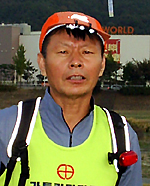 울트라마라톤 100km 완주 방윤석 신부